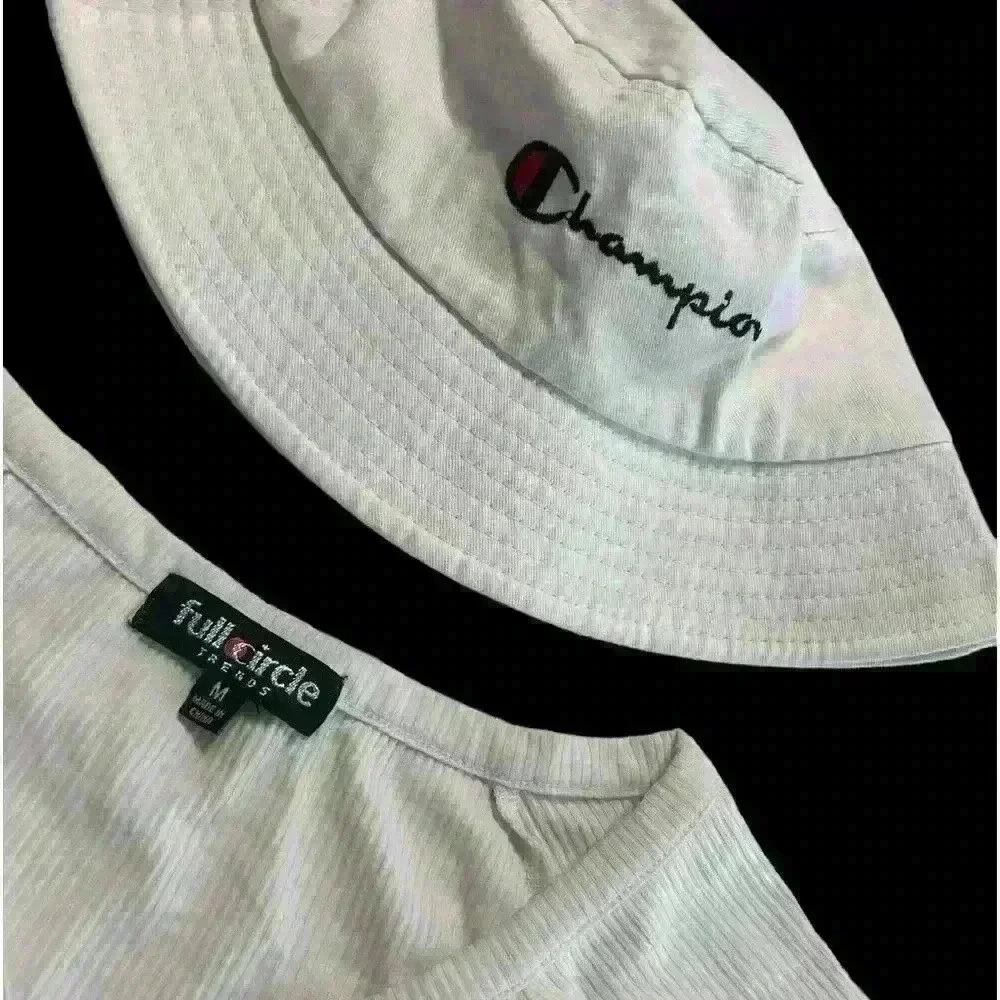 🧢 2 in one bundle - Champion white bucket hat and medium white shirt 👚